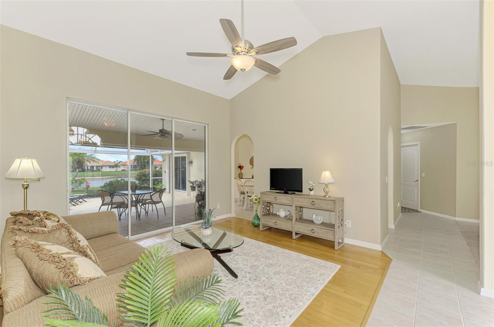 Image 8 of 59 For 5061 Seagrass Drive