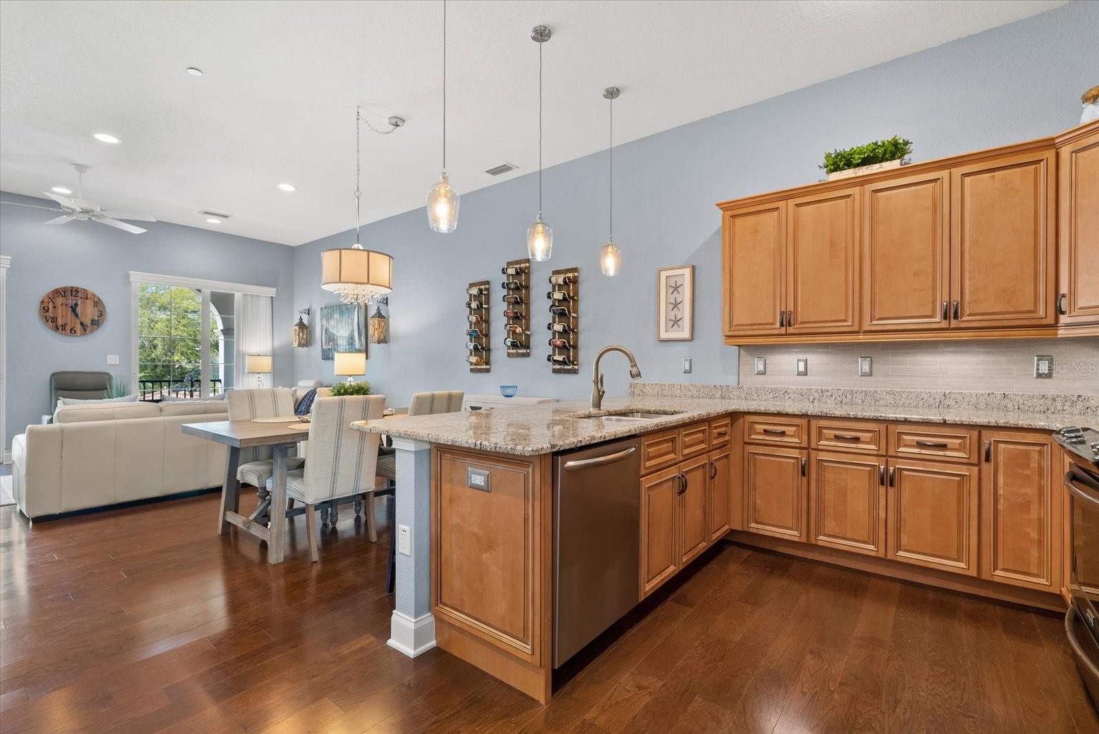 Image 12 of 59 For 429 Nokomis Avenue S