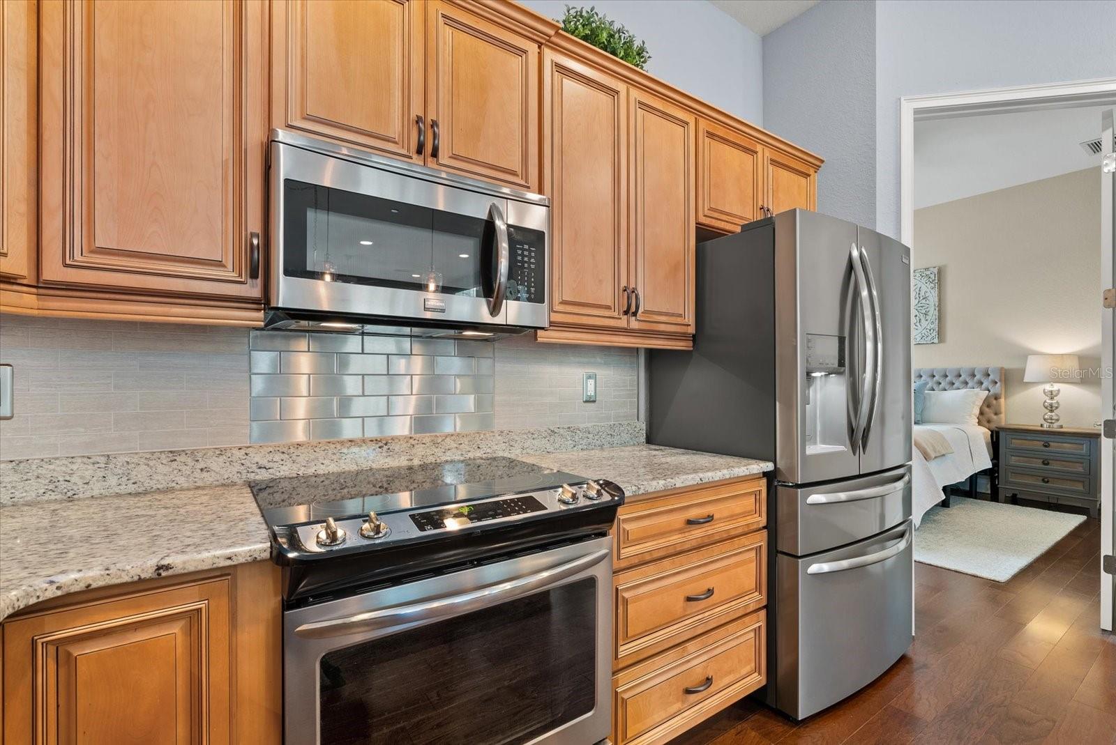 Image 14 of 59 For 429 Nokomis Avenue S