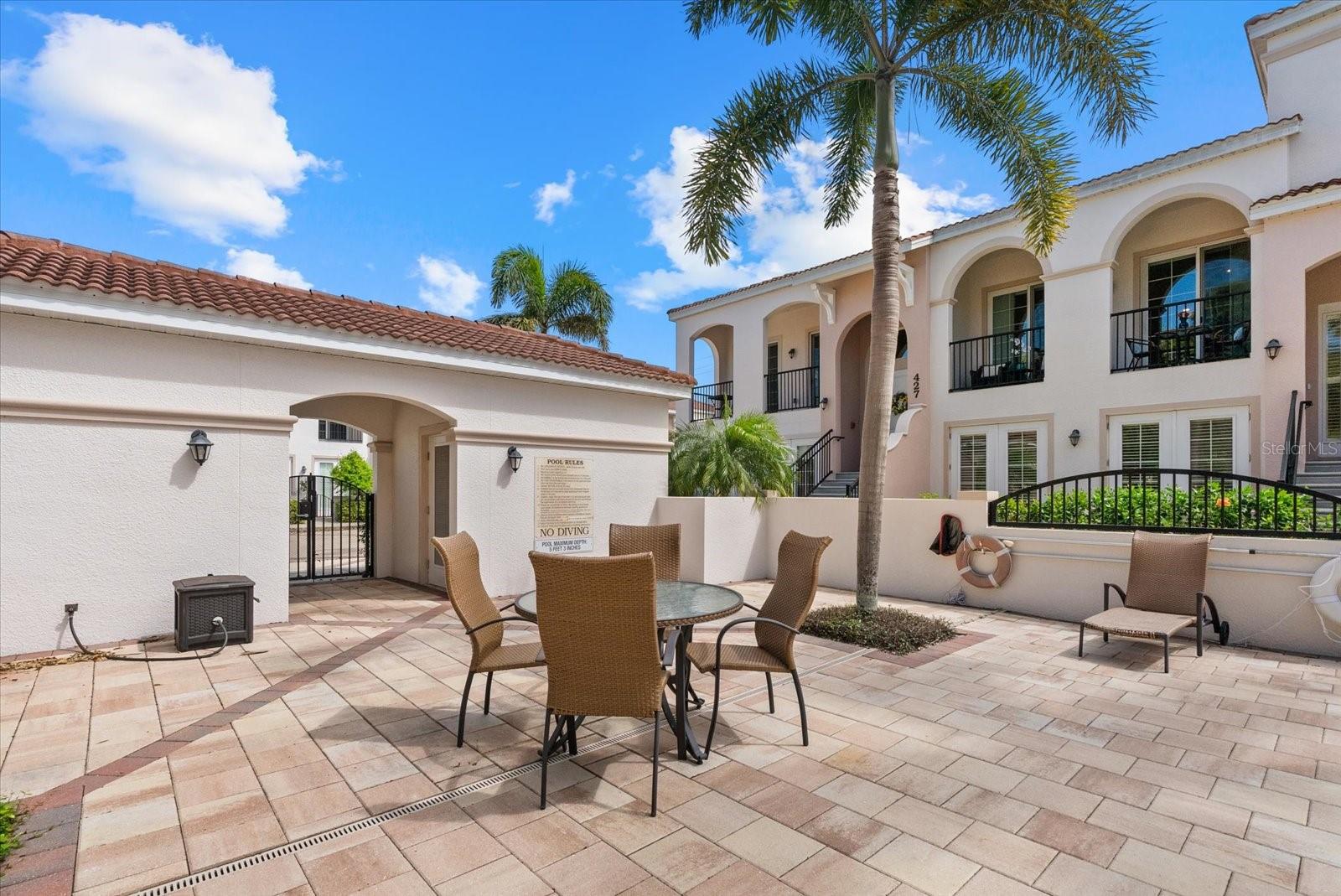 Image 52 of 59 For 429 Nokomis Avenue S