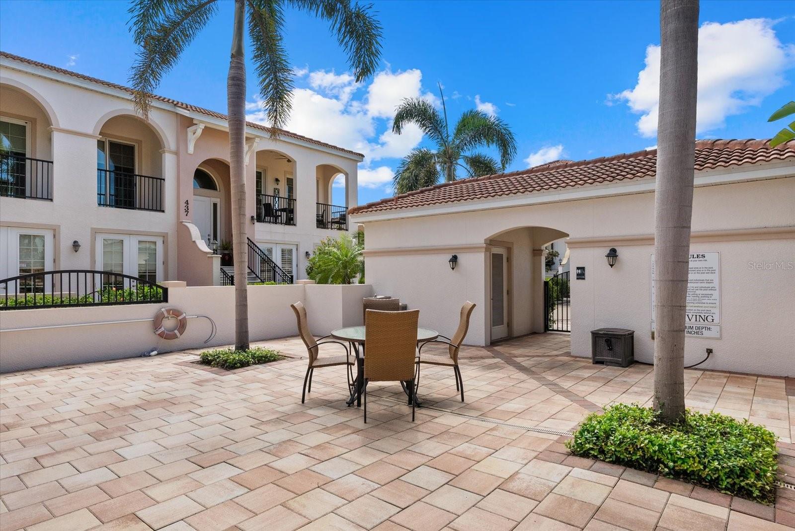 Image 53 of 59 For 429 Nokomis Avenue S