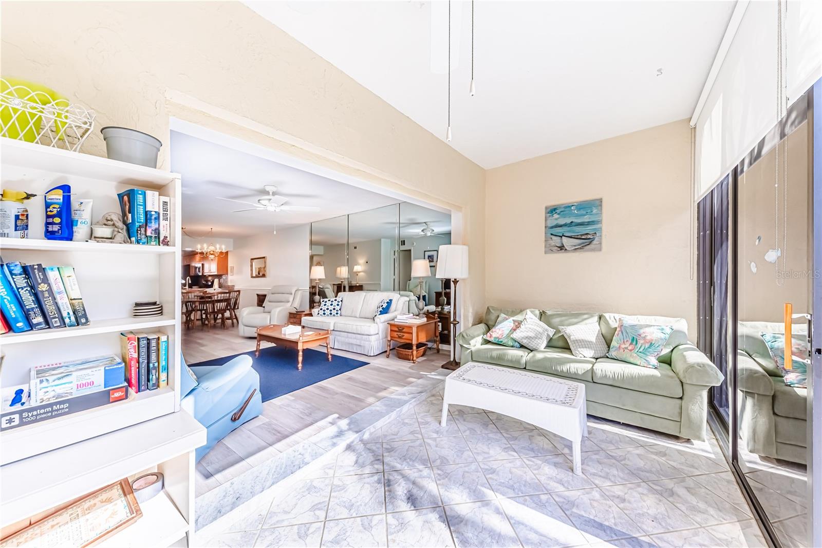 Image 14 of 33 For 832 Bird Bay Way 113