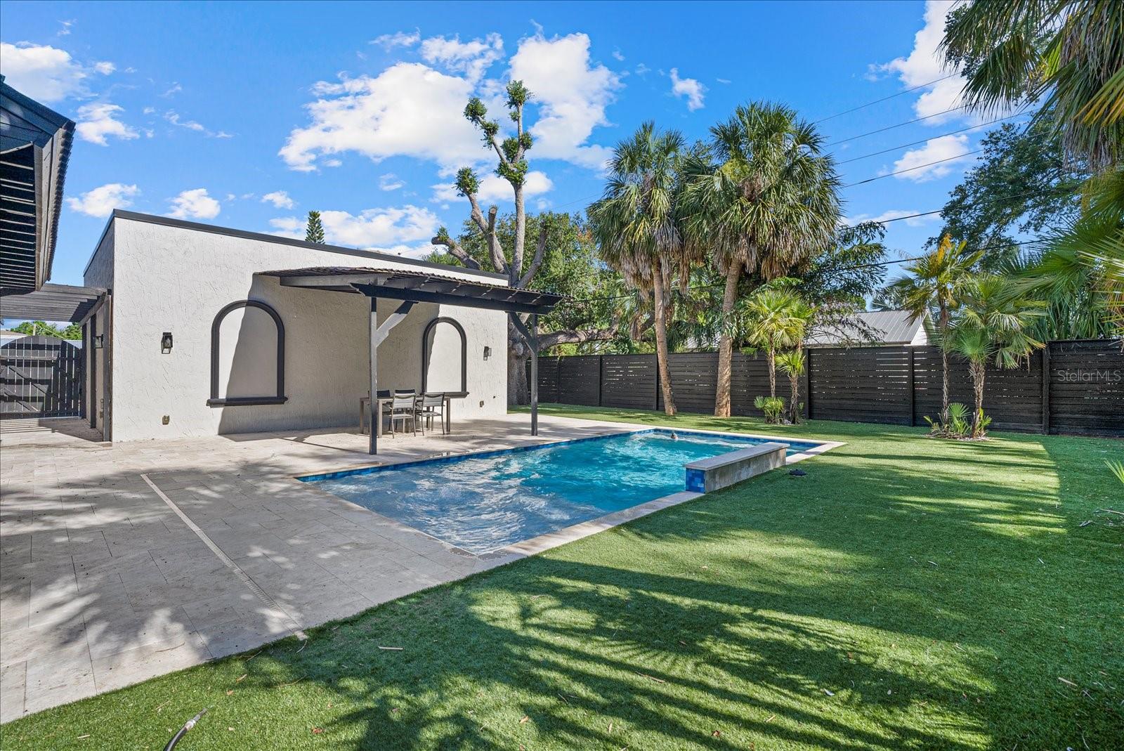 Image 28 of 39 For 1185 Shade Avenue