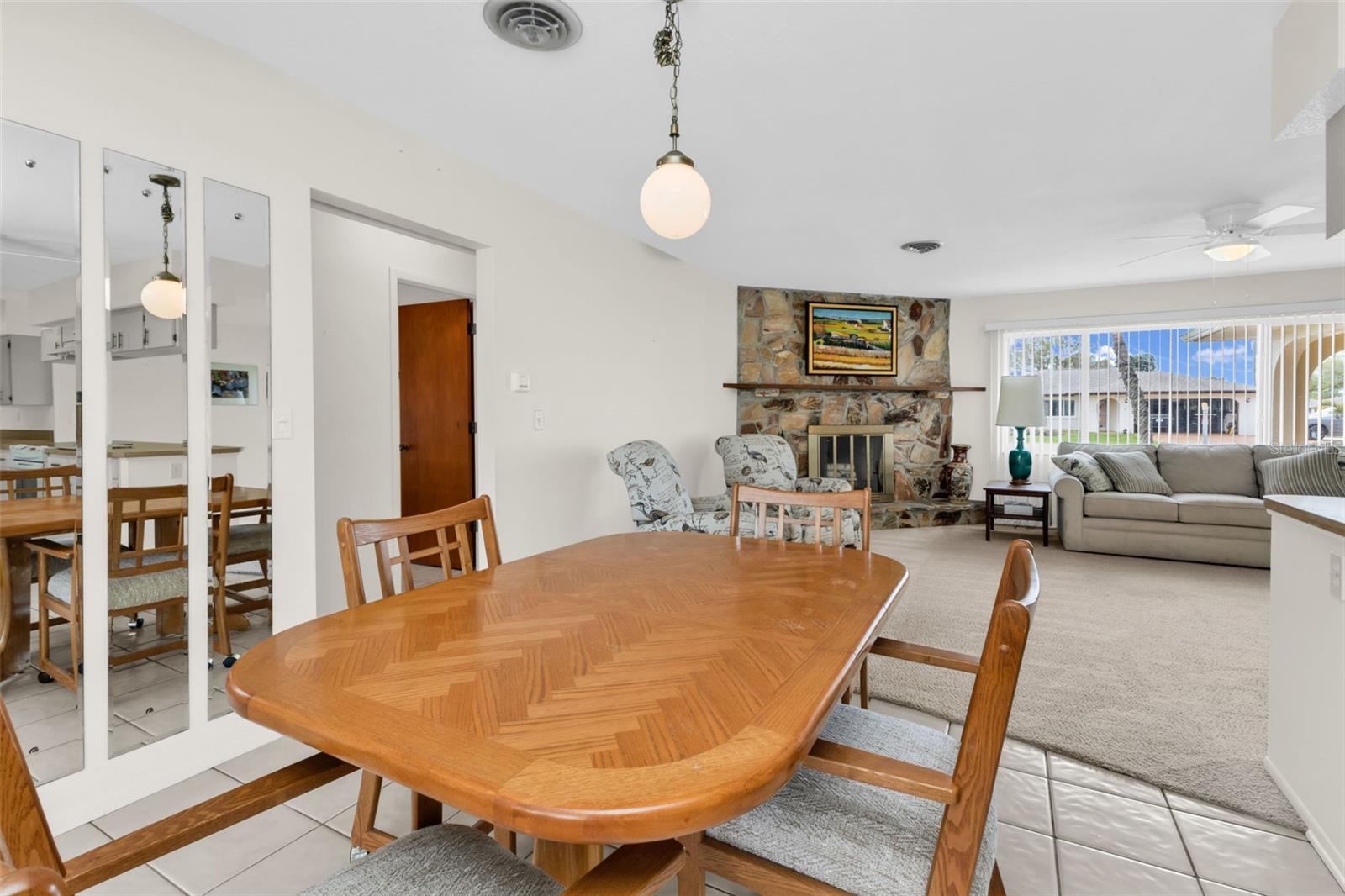 Image 12 of 29 For 1050 Oleander Street