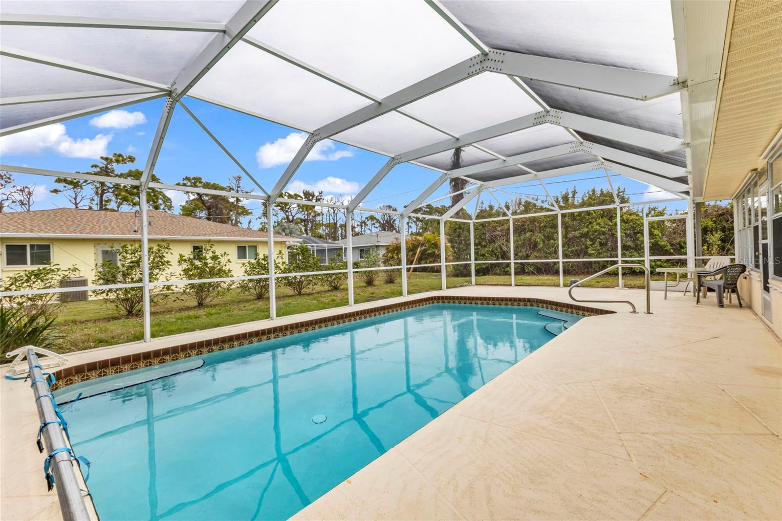 Image 27 of 29 For 1050 Oleander Street