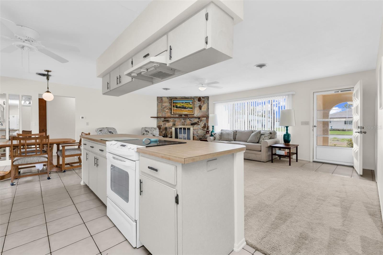 Image 6 of 29 For 1050 Oleander Street