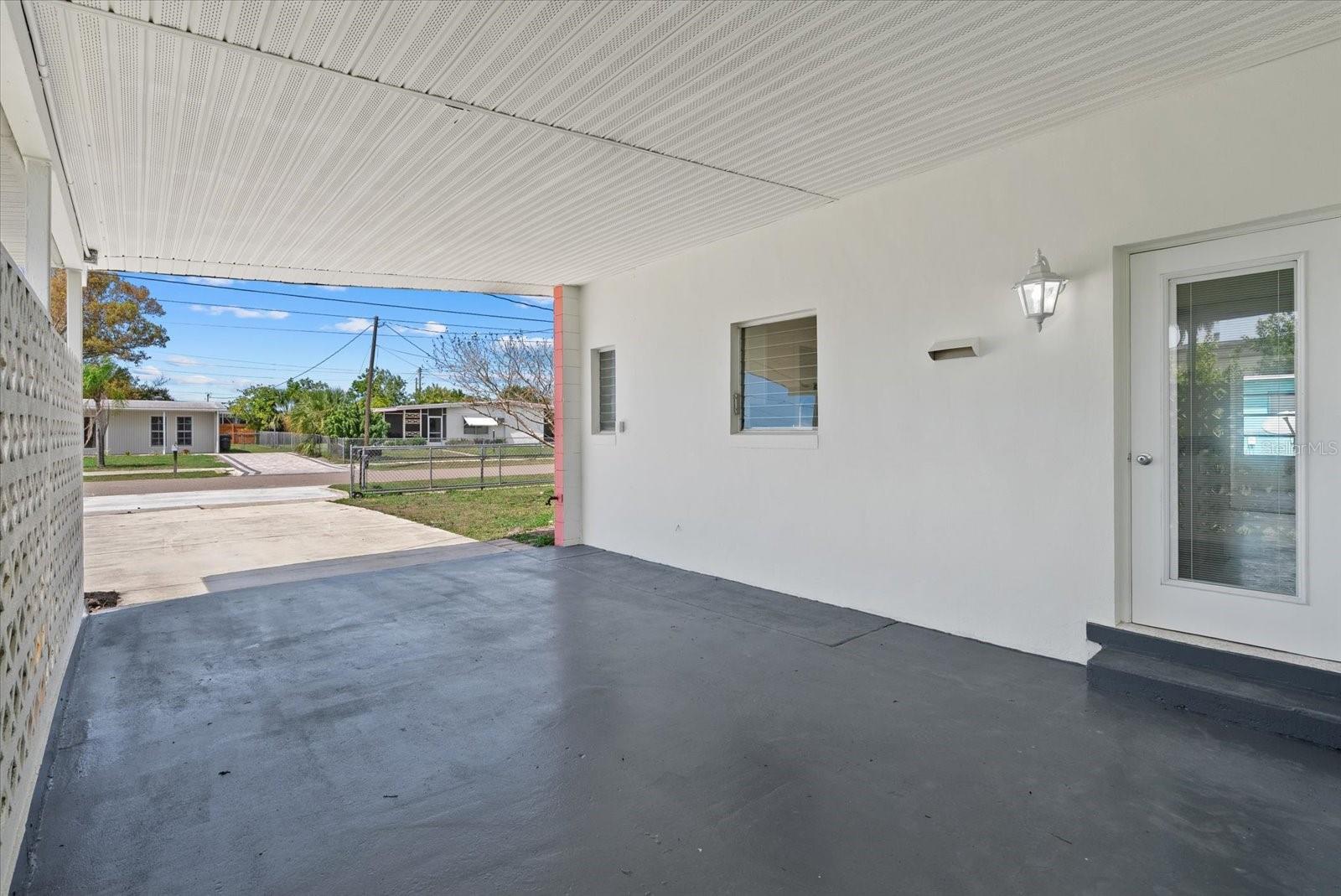 Image 28 of 47 For 6019 Merril Street