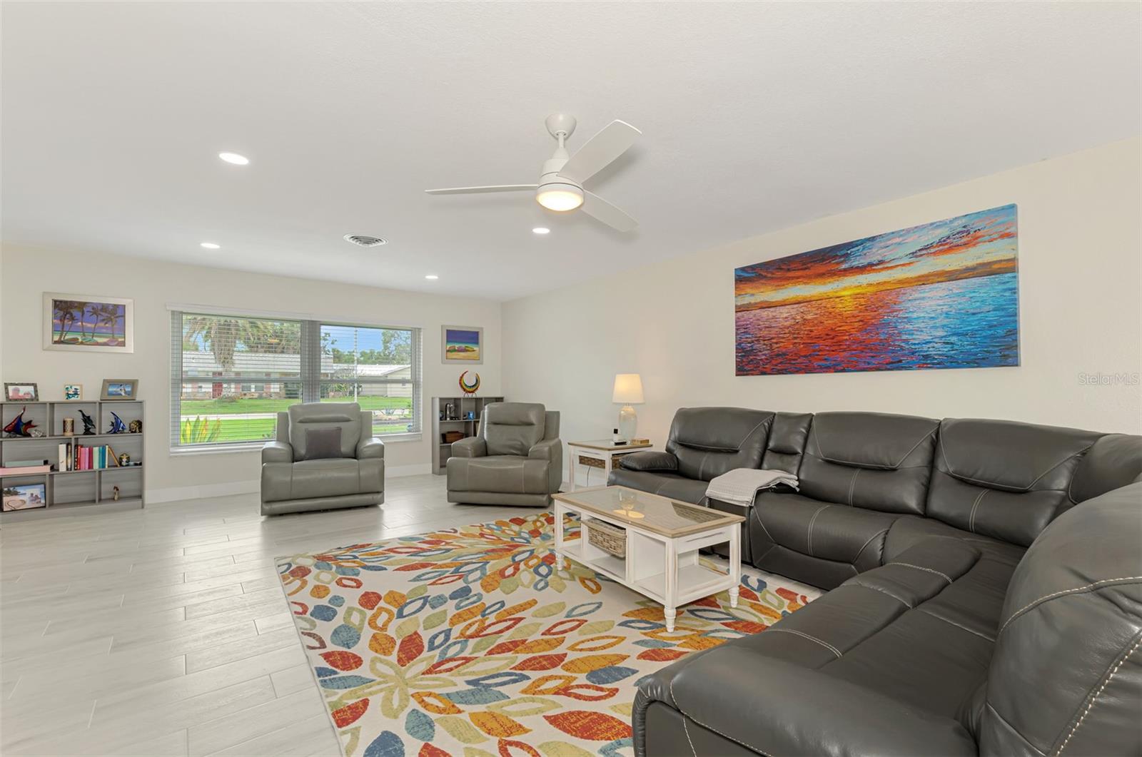 Image 18 of 81 For 1204 Yawl Way