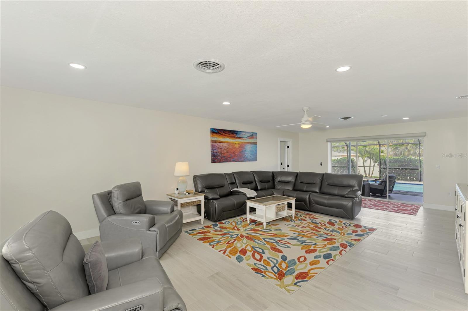 Image 20 of 81 For 1204 Yawl Way