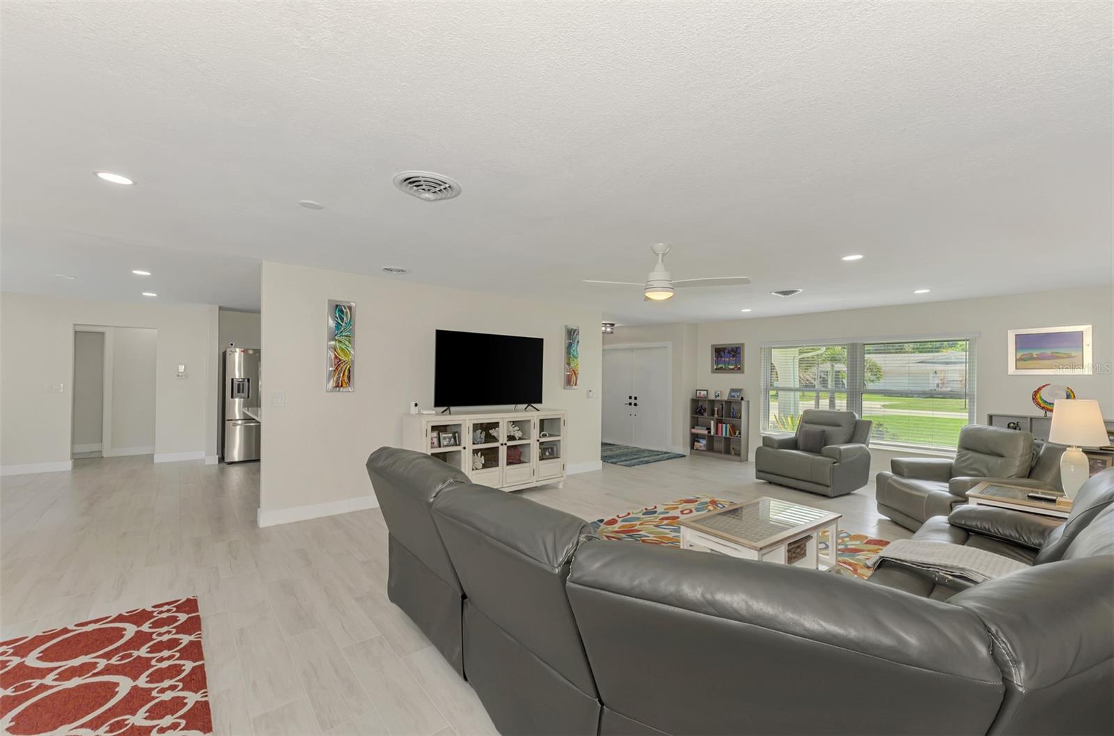 Image 25 of 81 For 1204 Yawl Way