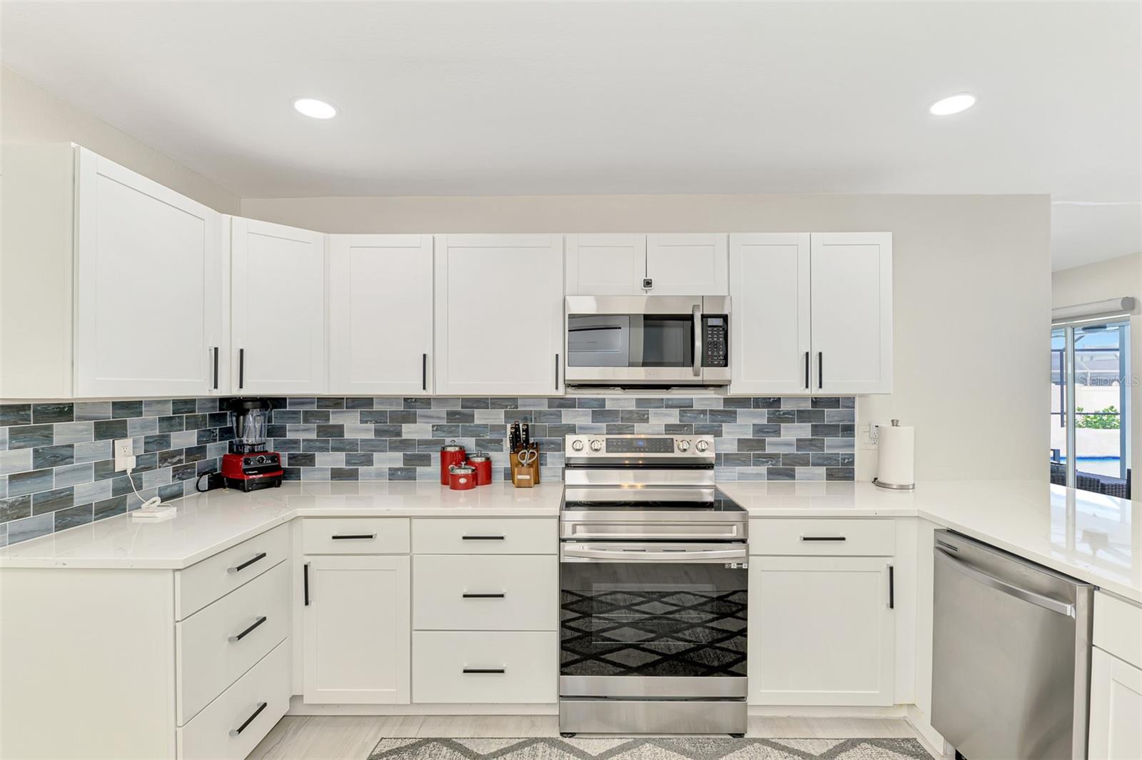 Image 36 of 81 For 1204 Yawl Way