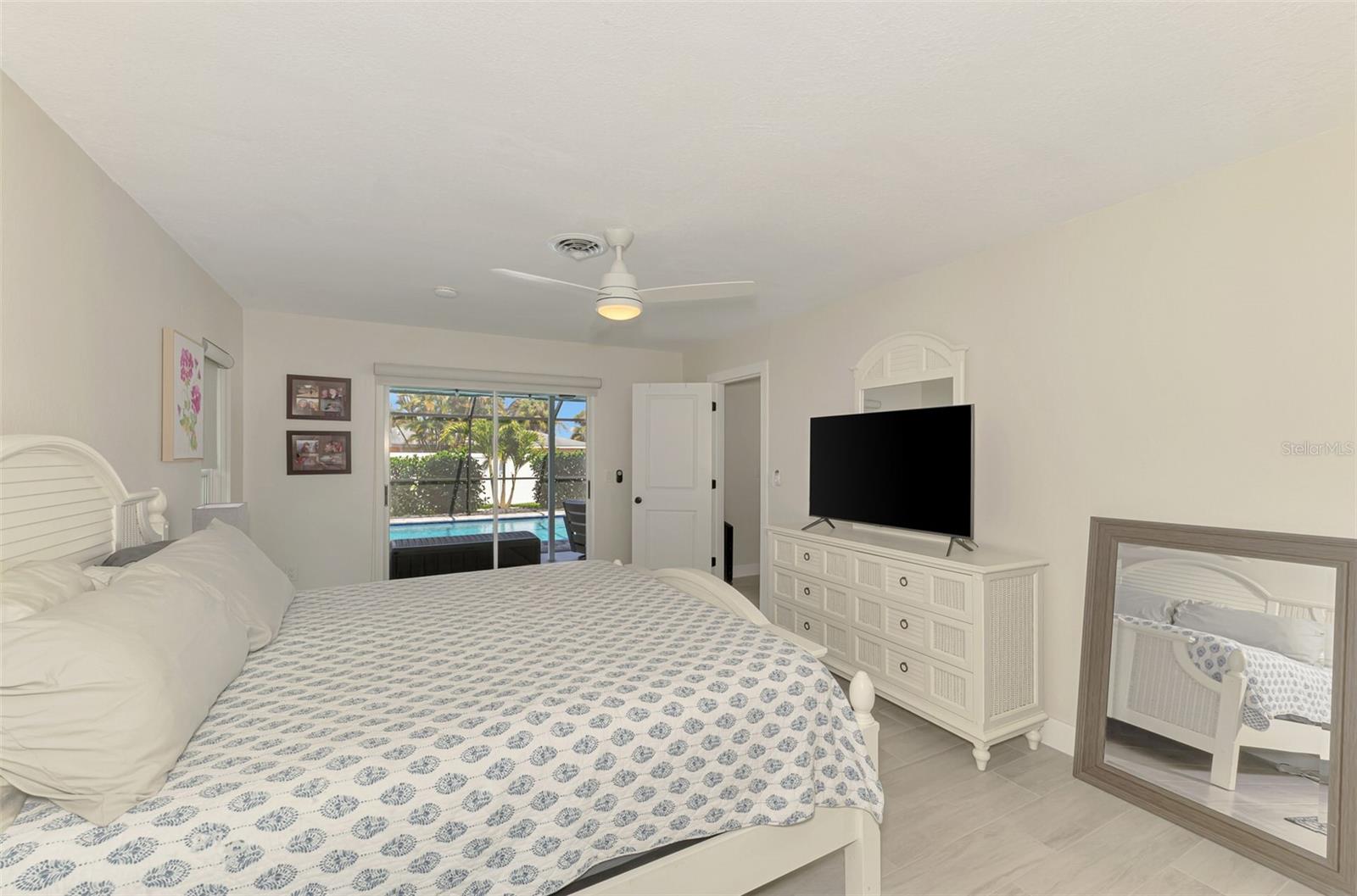 Image 42 of 81 For 1204 Yawl Way