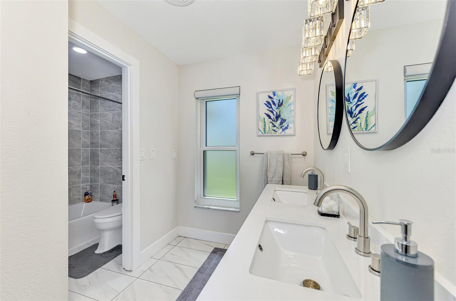 Image 44 of 81 For 1204 Yawl Way