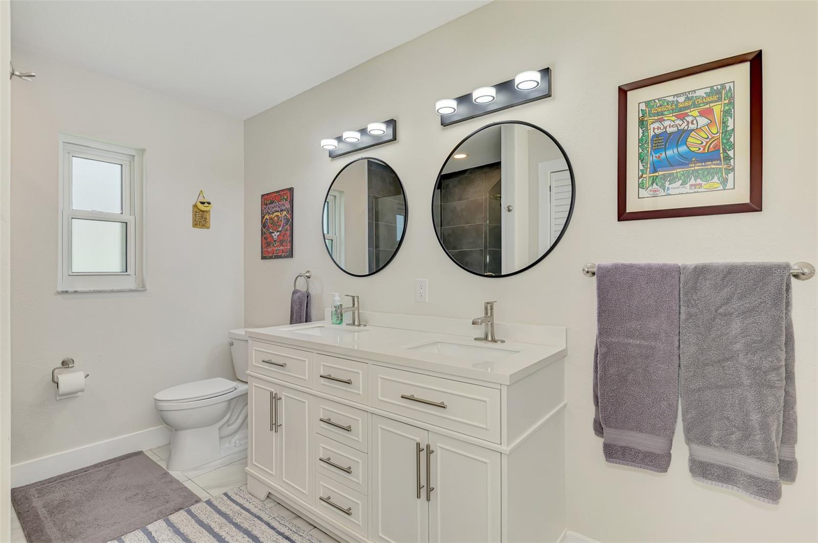 Image 49 of 81 For 1204 Yawl Way