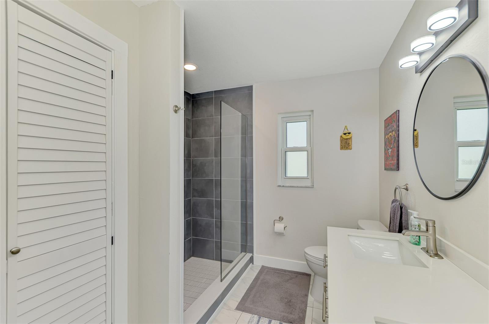 Image 50 of 81 For 1204 Yawl Way