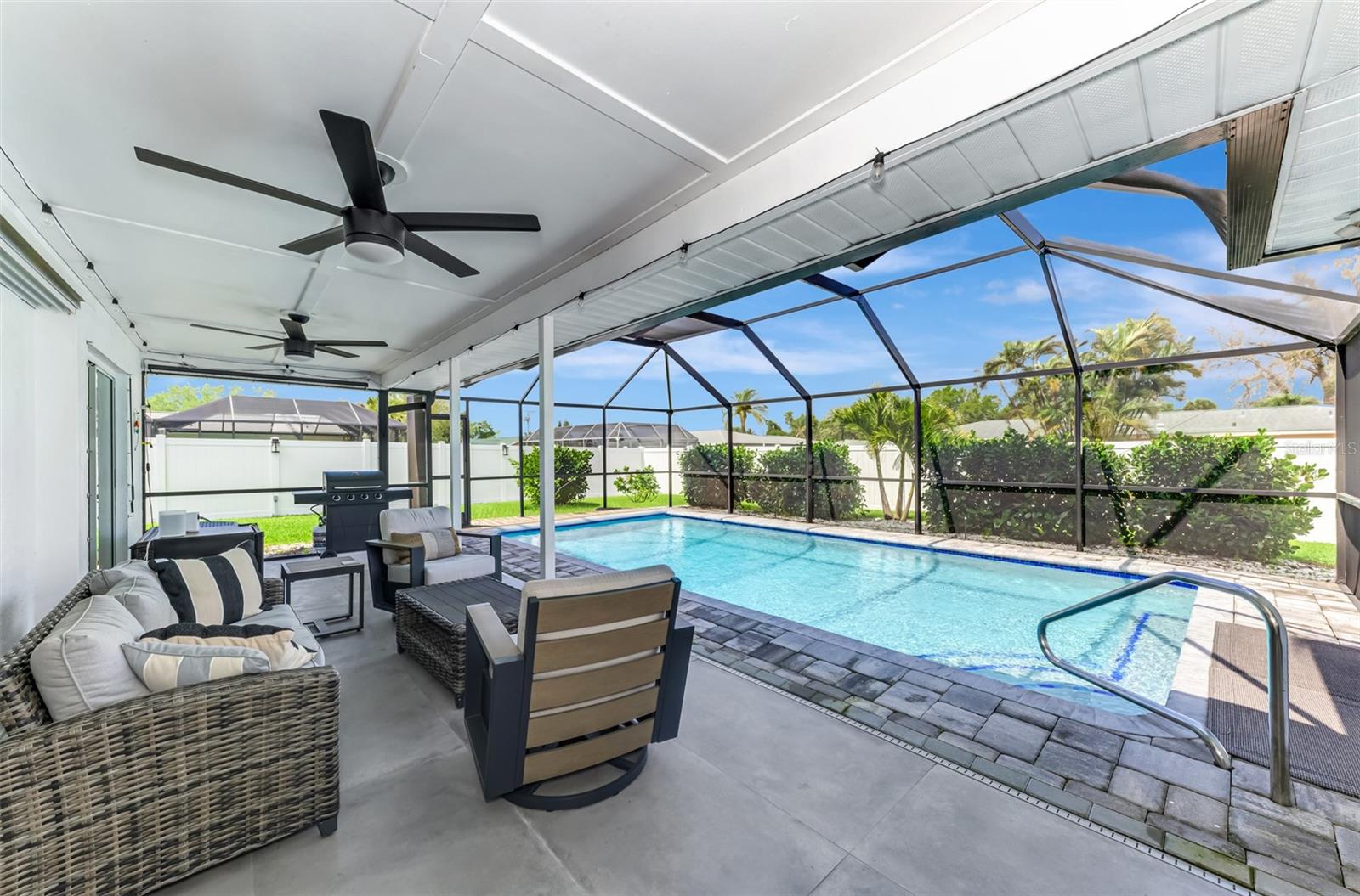 Image 54 of 81 For 1204 Yawl Way