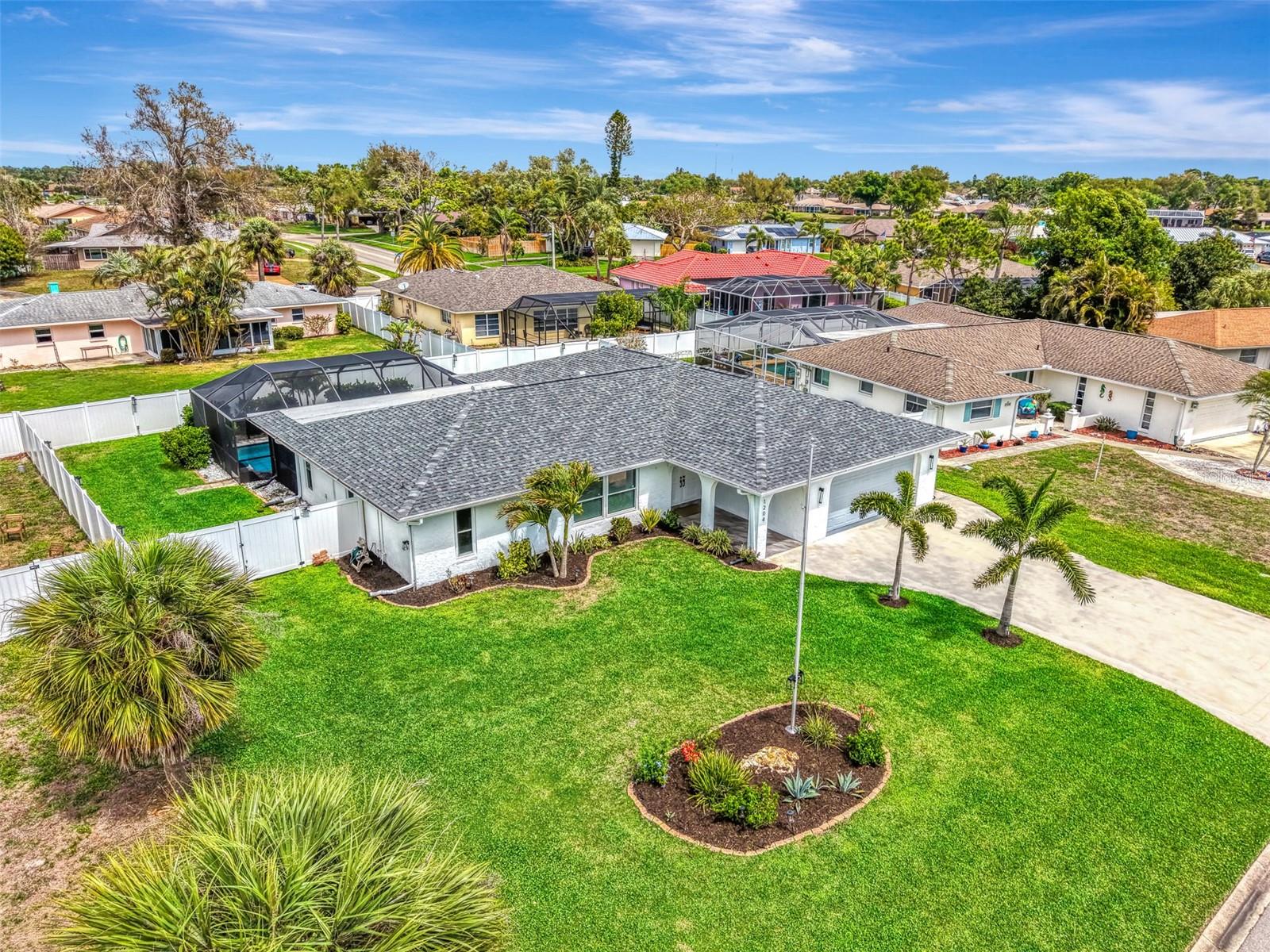 Image 6 of 81 For 1204 Yawl Way