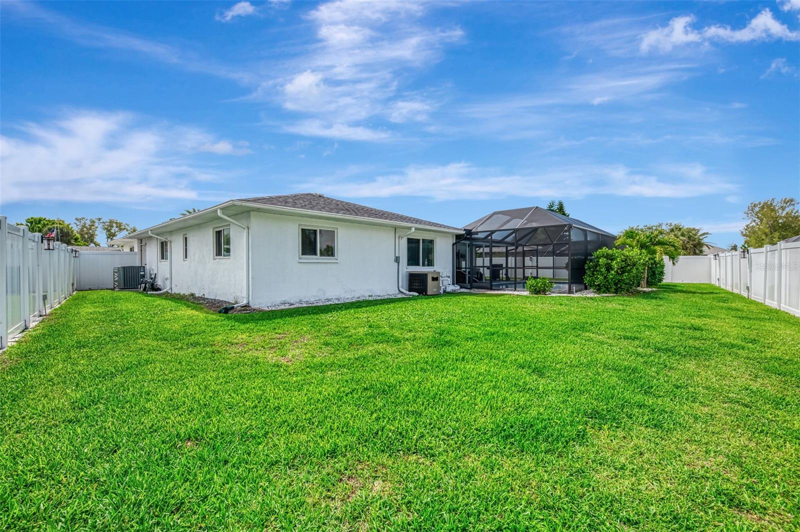 Image 61 of 81 For 1204 Yawl Way