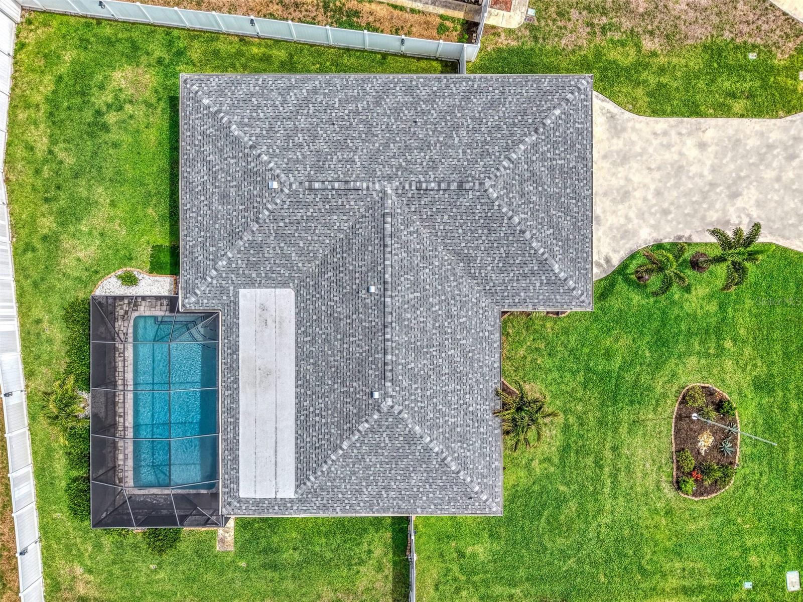 Image 63 of 81 For 1204 Yawl Way