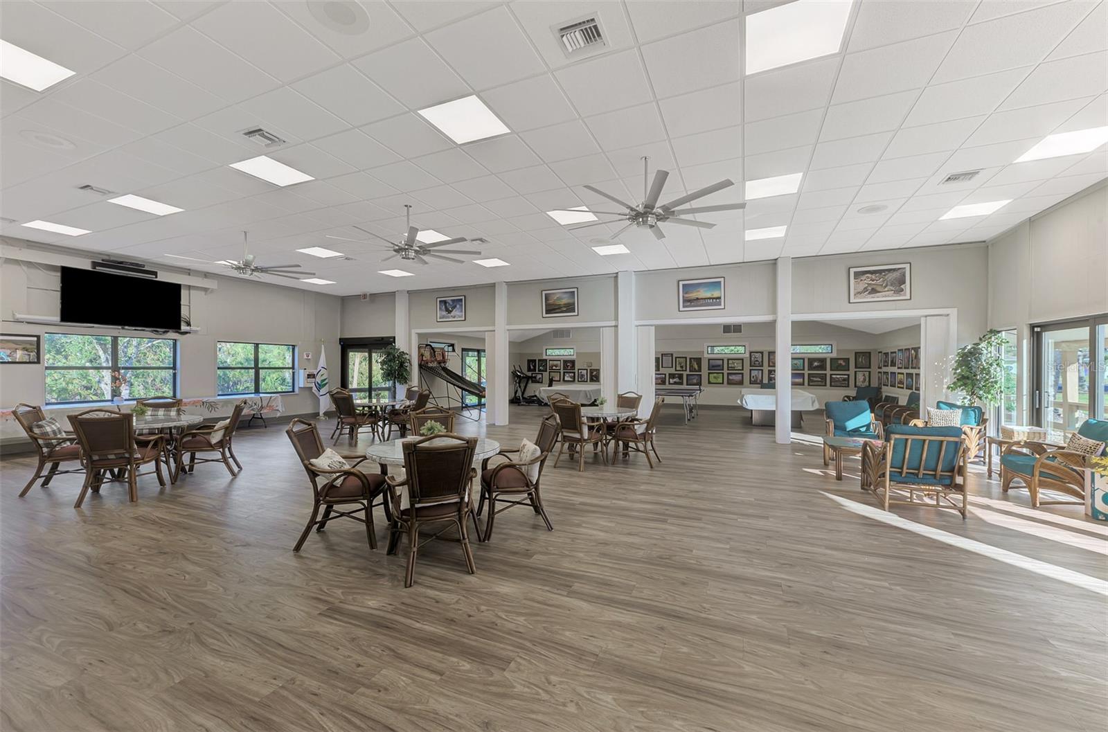 Image 71 of 81 For 1204 Yawl Way