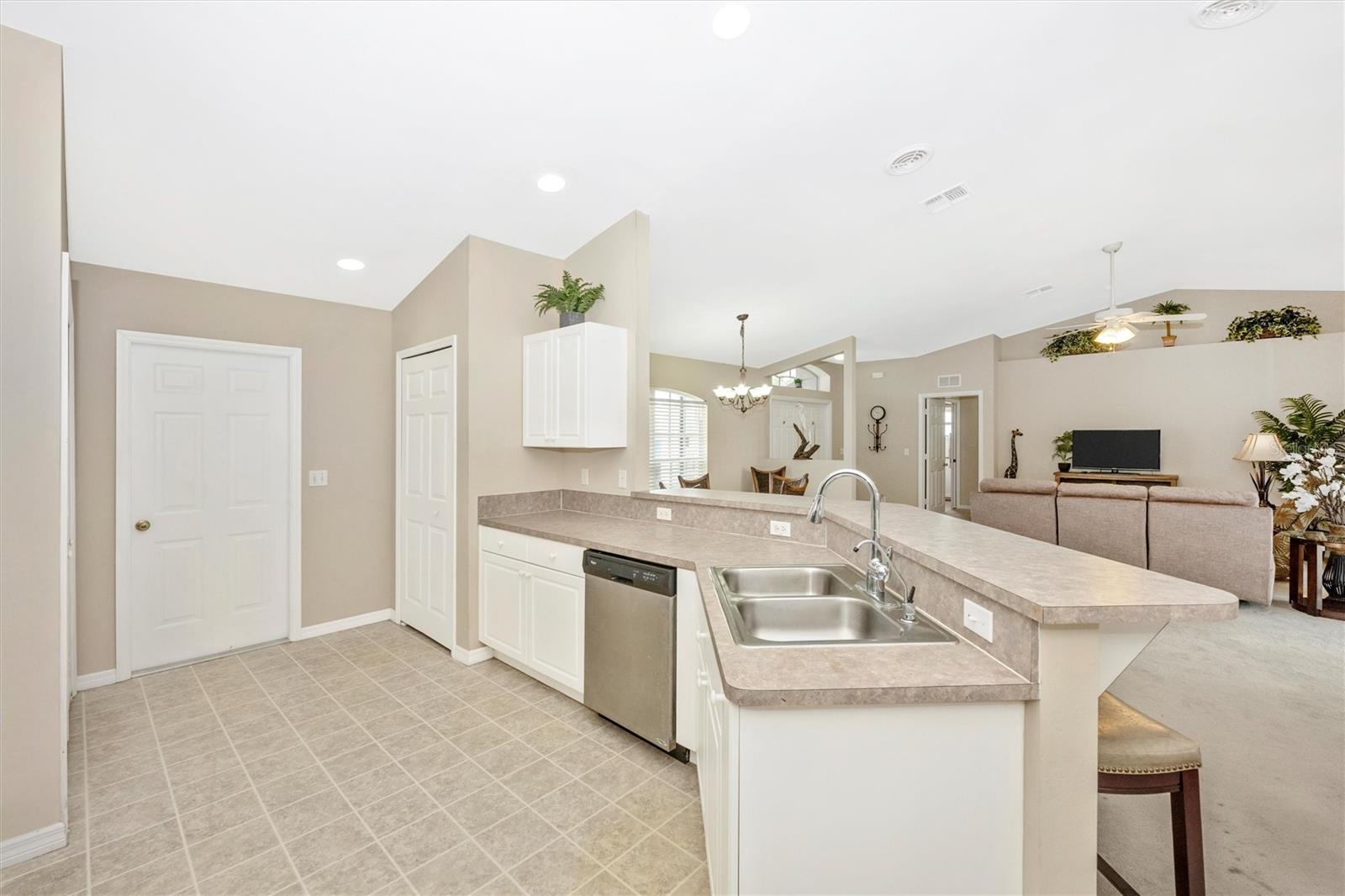 Image 16 of 53 For 1308 15th Place