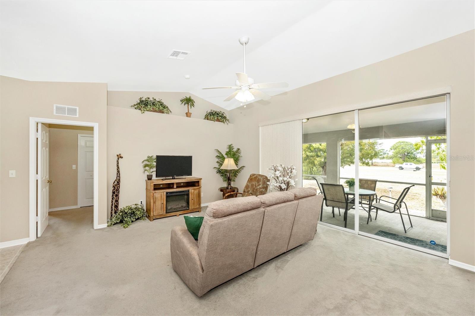 Image 7 of 53 For 1308 15th Place