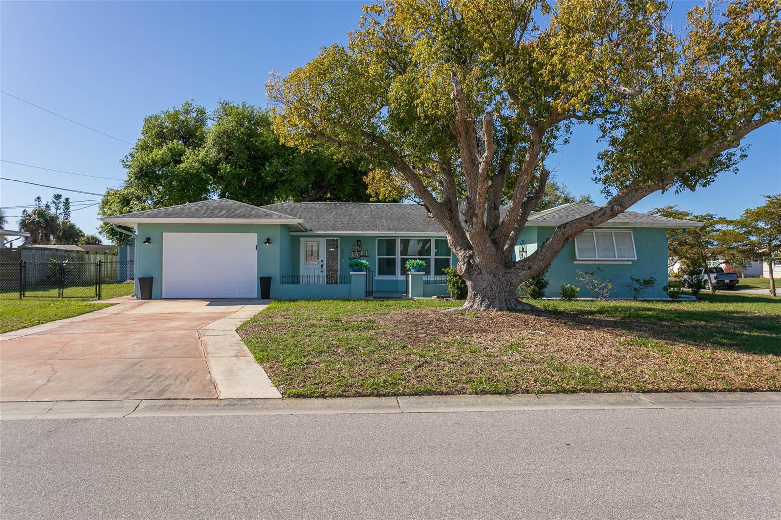 Image 2 of 37 For 500 Mount Vernon Drive