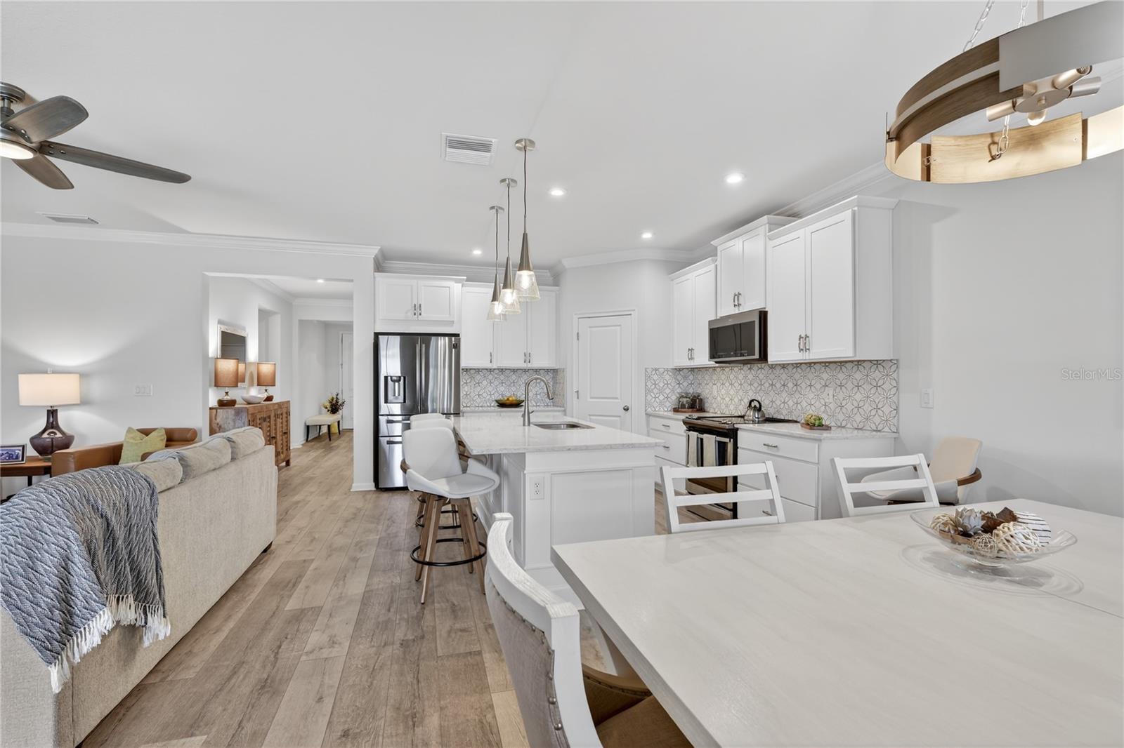 Image 13 of 100 For 11794 Sistine Lane