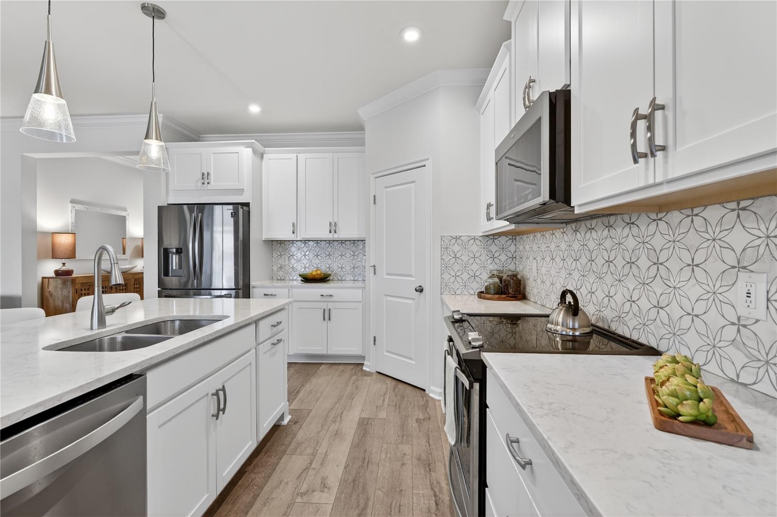 Image 15 of 100 For 11794 Sistine Lane