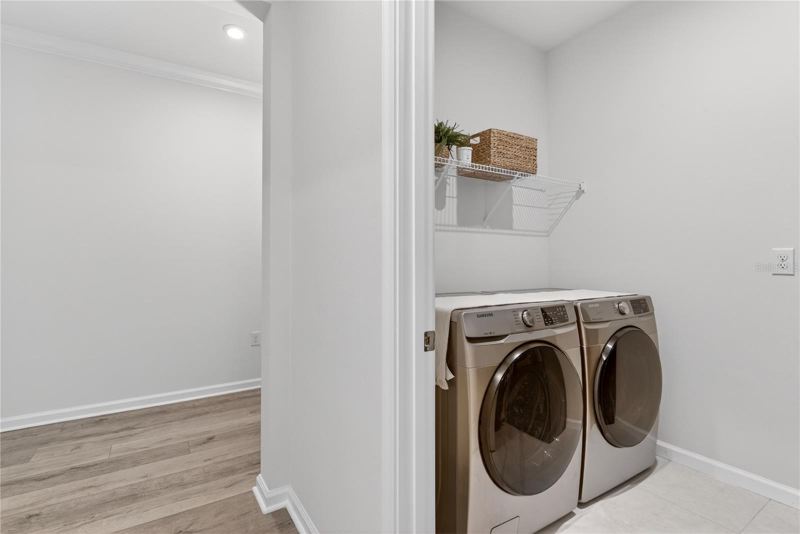 Image 43 of 100 For 11794 Sistine Lane