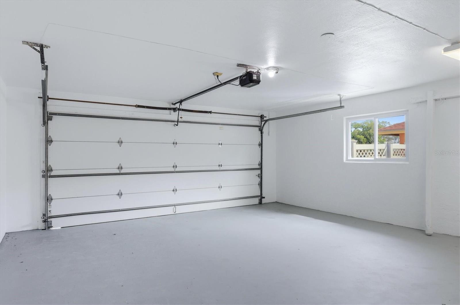 Image 25 of 34 For 2324 Riverwood Pines Drive