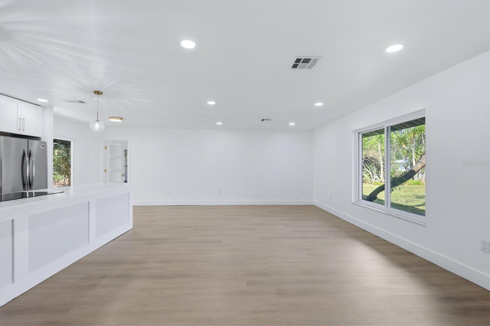 Image 4 of 34 For 2324 Riverwood Pines Drive