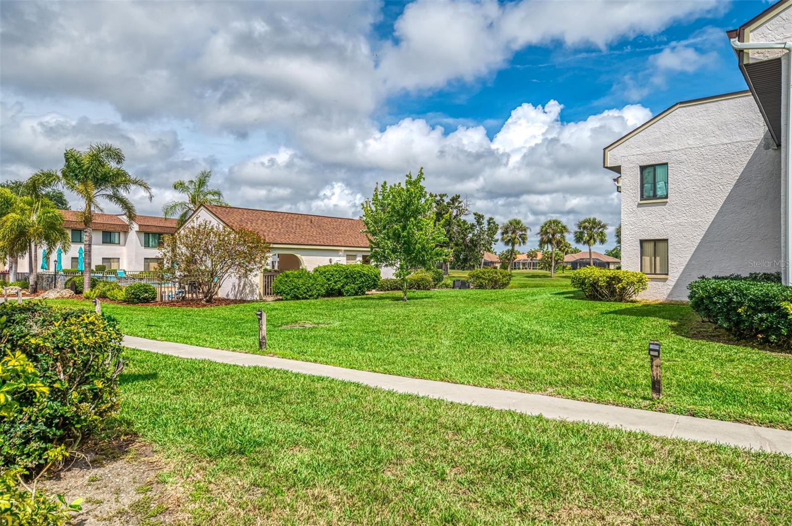 Image 37 of 59 For 796 Capri Isles Boulevard 130