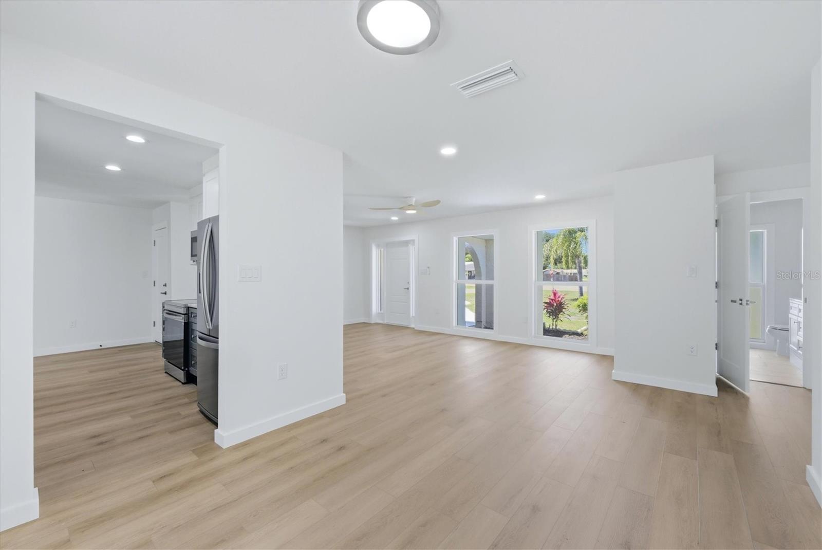 Image 10 of 38 For 5251 Bunyan Street