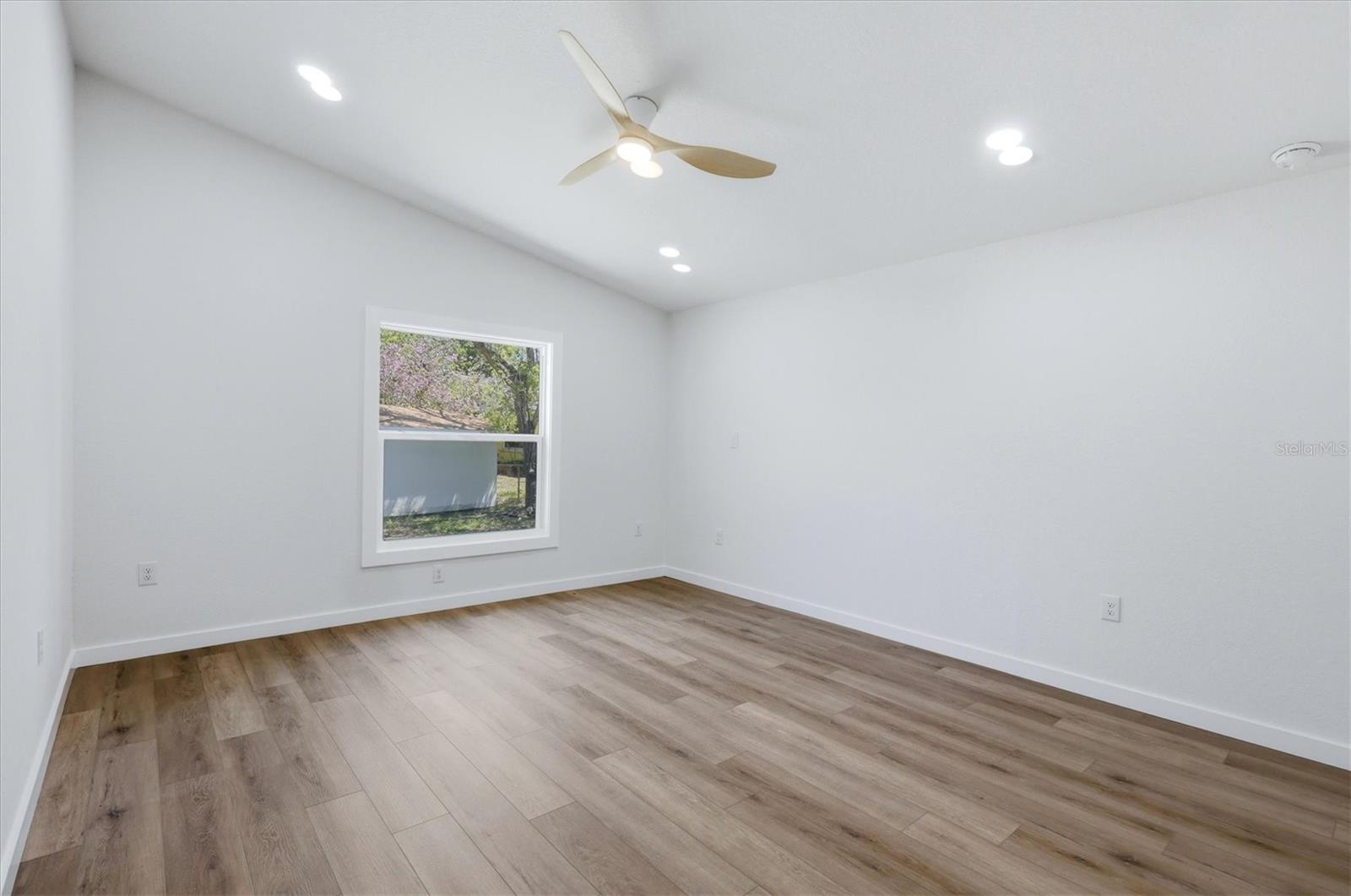 Image 19 of 38 For 5251 Bunyan Street