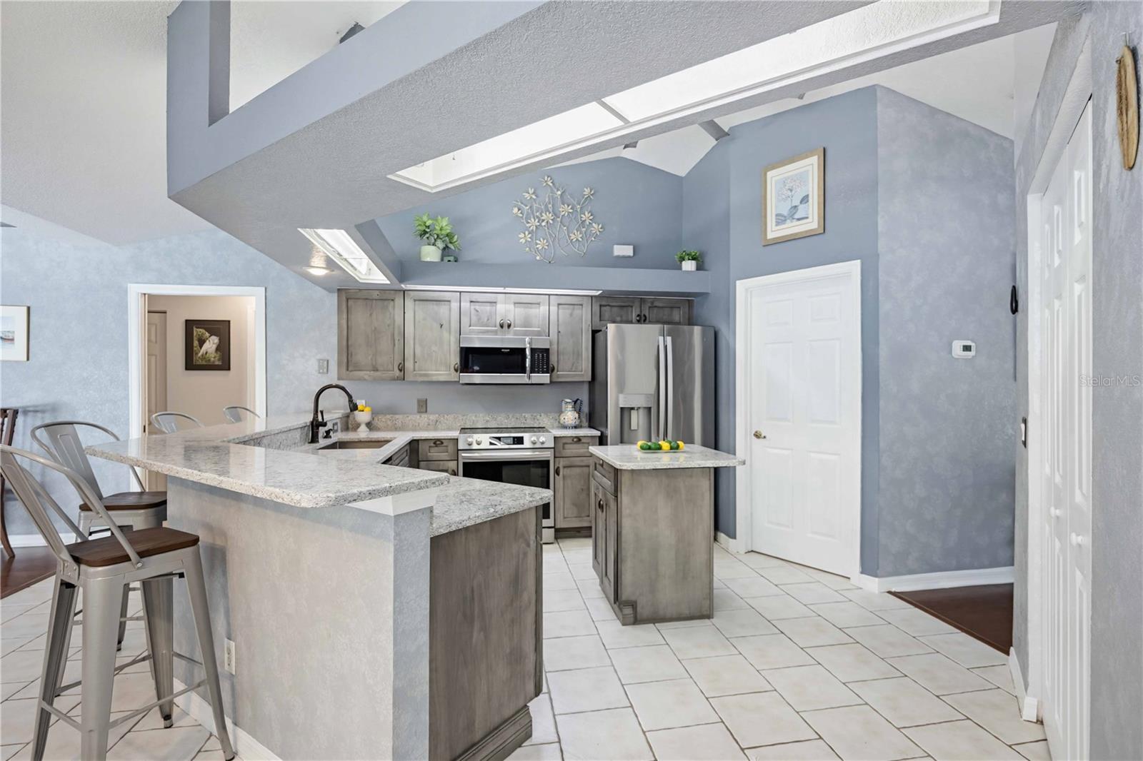 Image 13 of 66 For 2866 Coldwater Lane