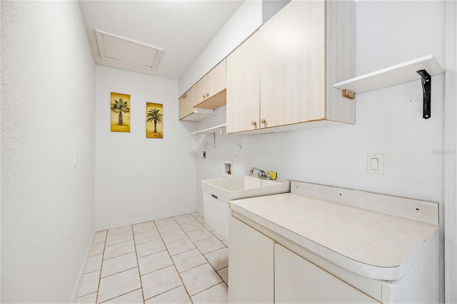 Image 20 of 66 For 2866 Coldwater Lane