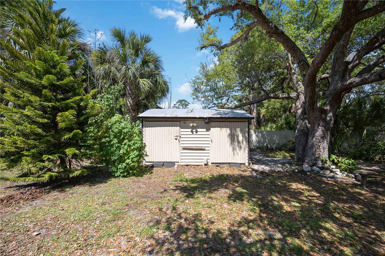 Image 51 of 66 For 2866 Coldwater Lane