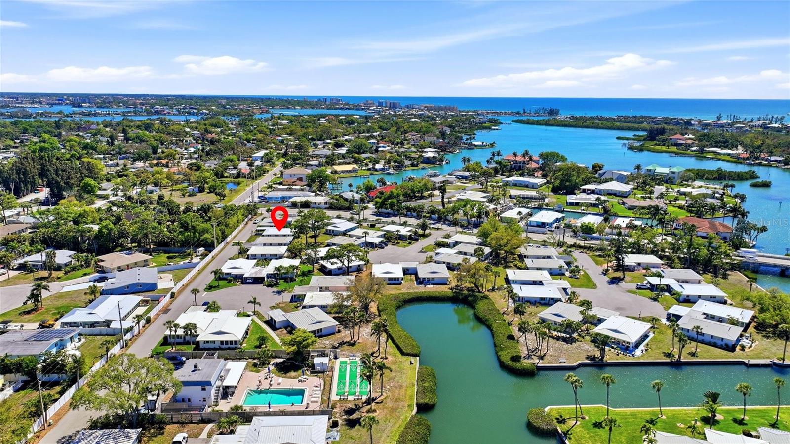 Image 25 of 34 For 215 Fair Winds Drive 215