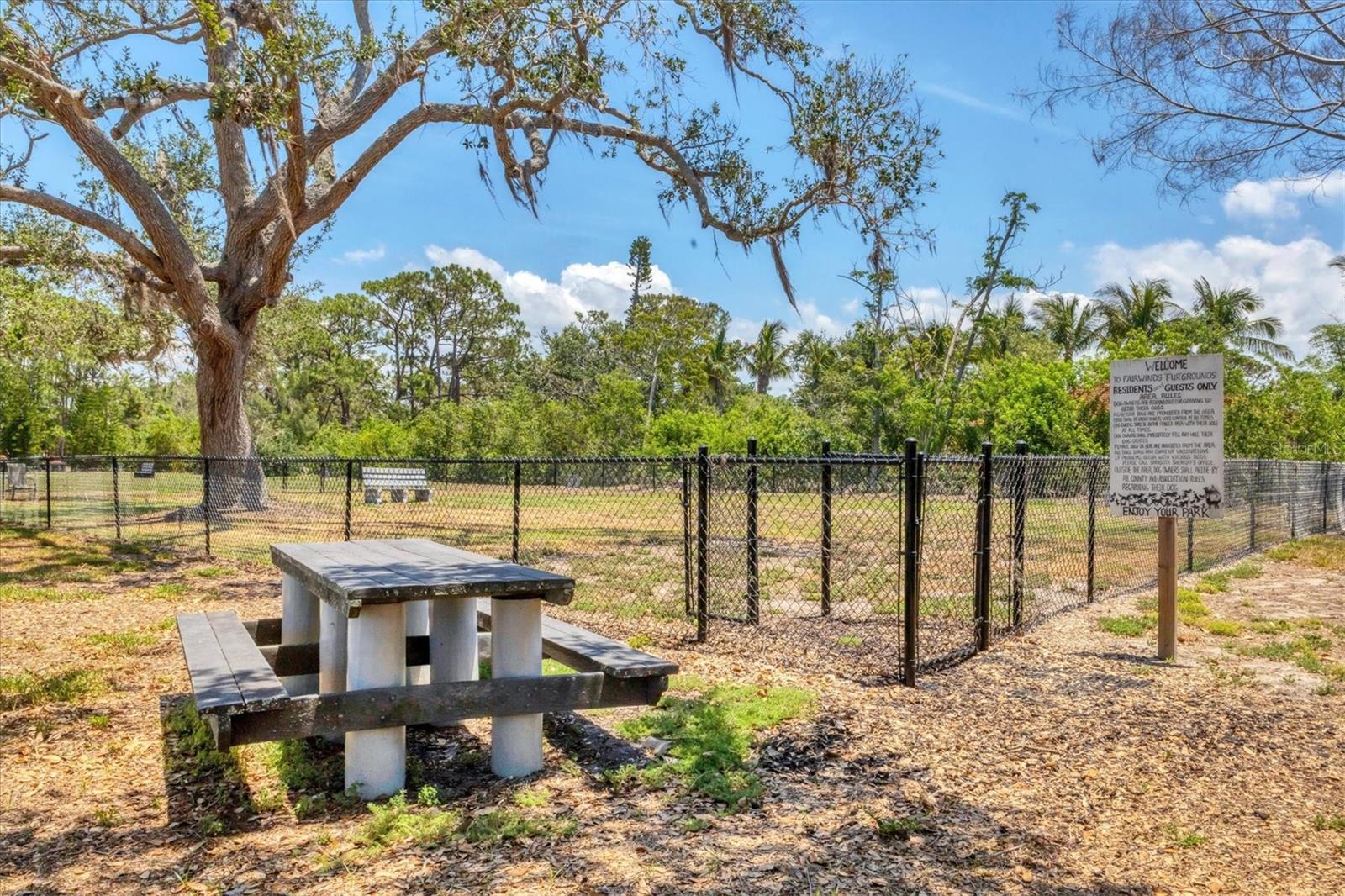 Image 31 of 34 For 215 Fair Winds Drive 215