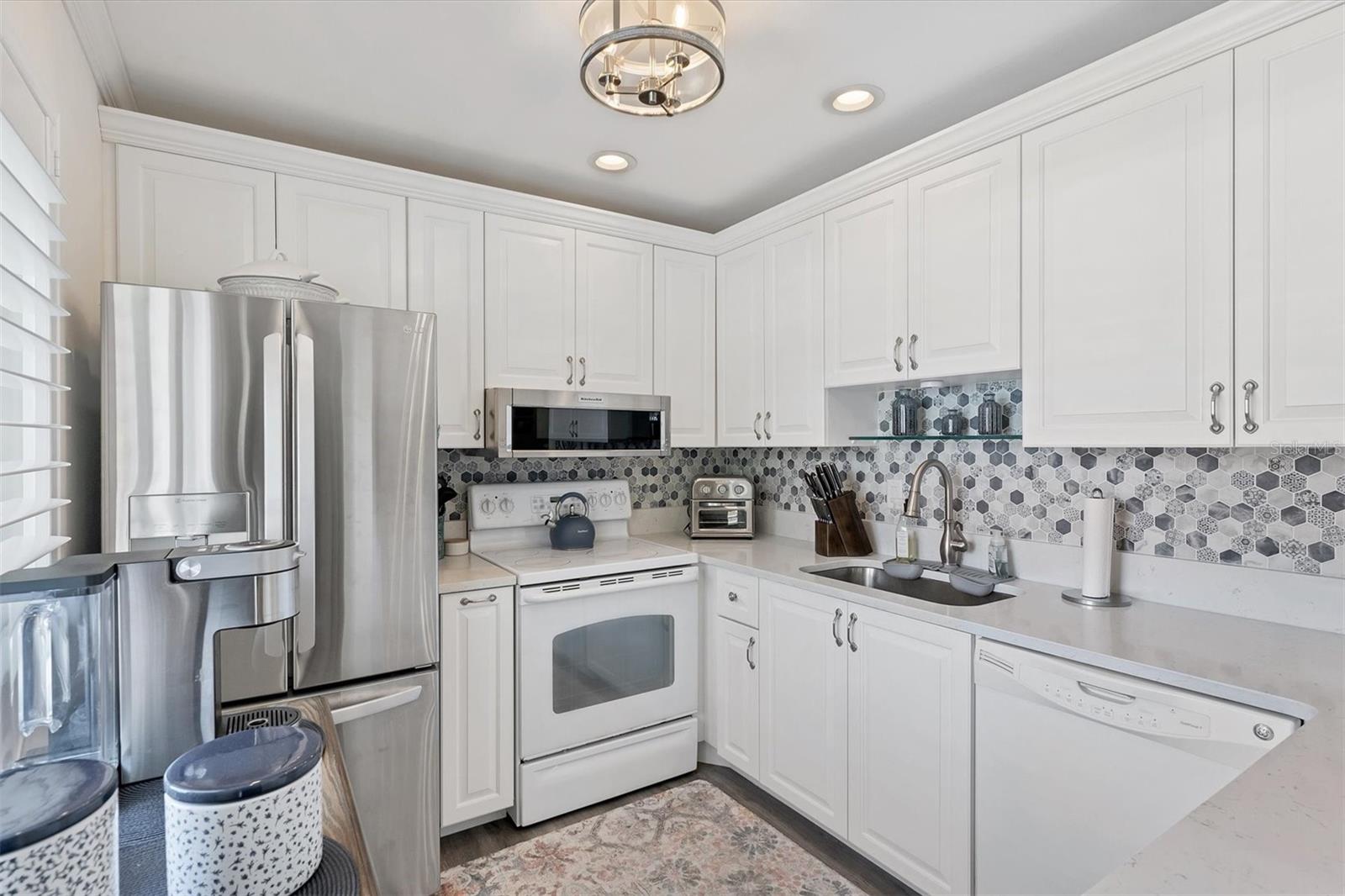 Image 11 of 39 For 667 Bird Bay Circle 96