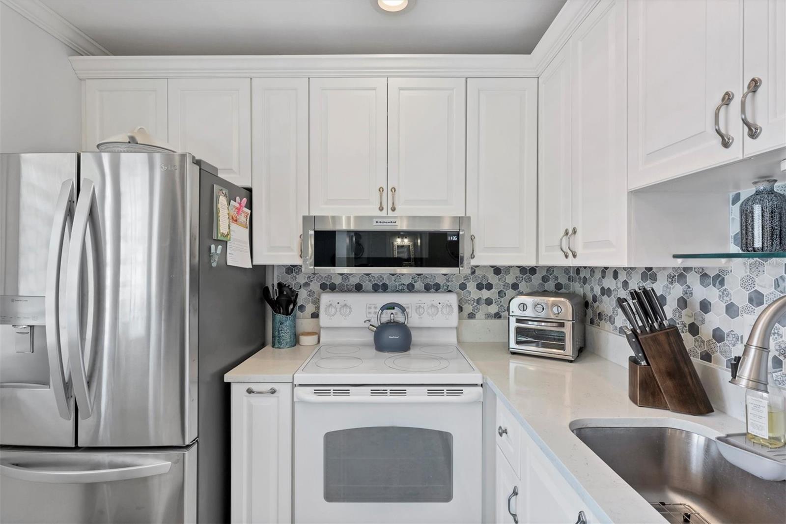 Image 12 of 39 For 667 Bird Bay Circle 96