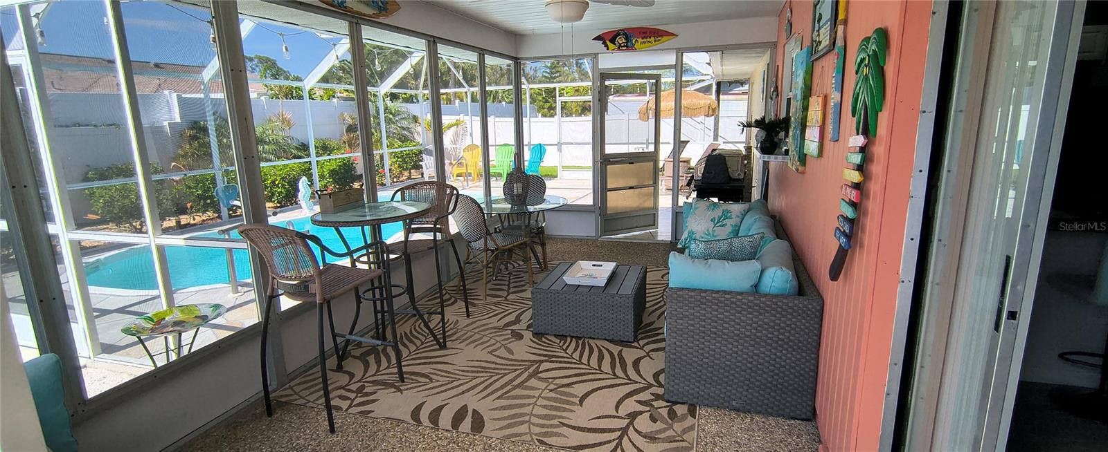 Image 12 of 18 For 824 Devon Road