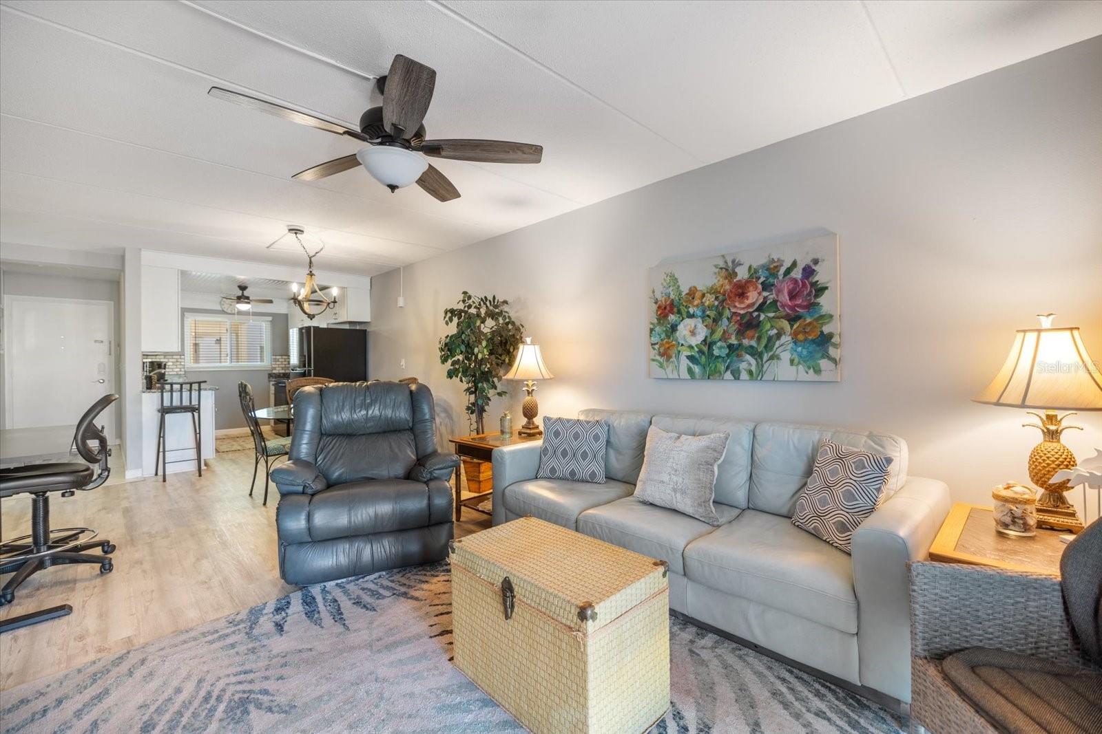 Image 13 of 38 For 708 Tamiami Trail S 209