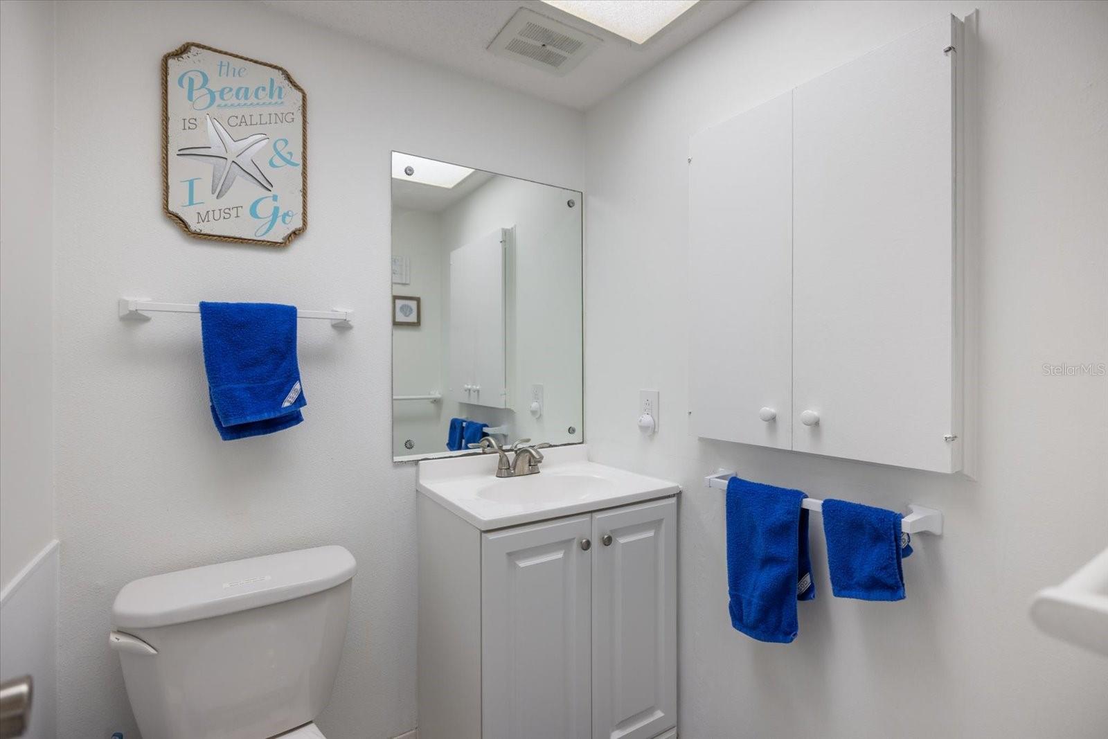 Image 23 of 38 For 708 Tamiami Trail S 209