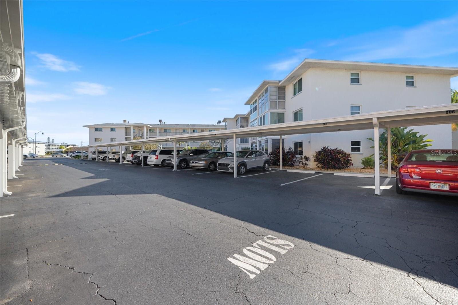 Image 29 of 38 For 708 Tamiami Trail S 209