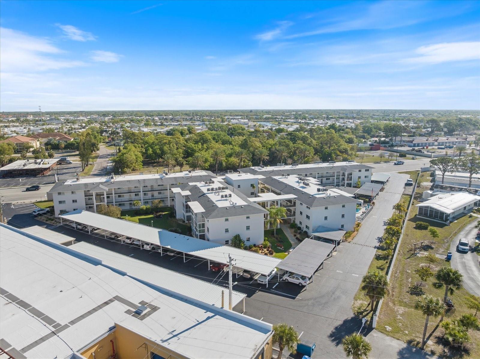 Image 34 of 38 For 708 Tamiami Trail S 209