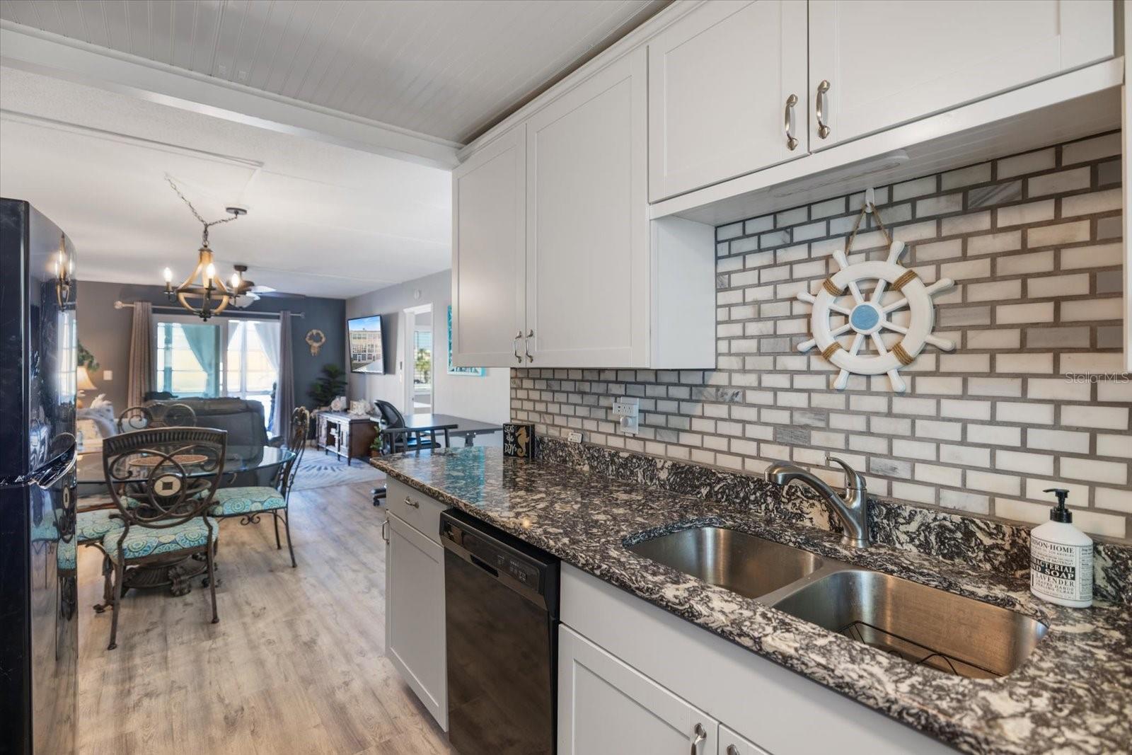 Image 8 of 38 For 708 Tamiami Trail S 209