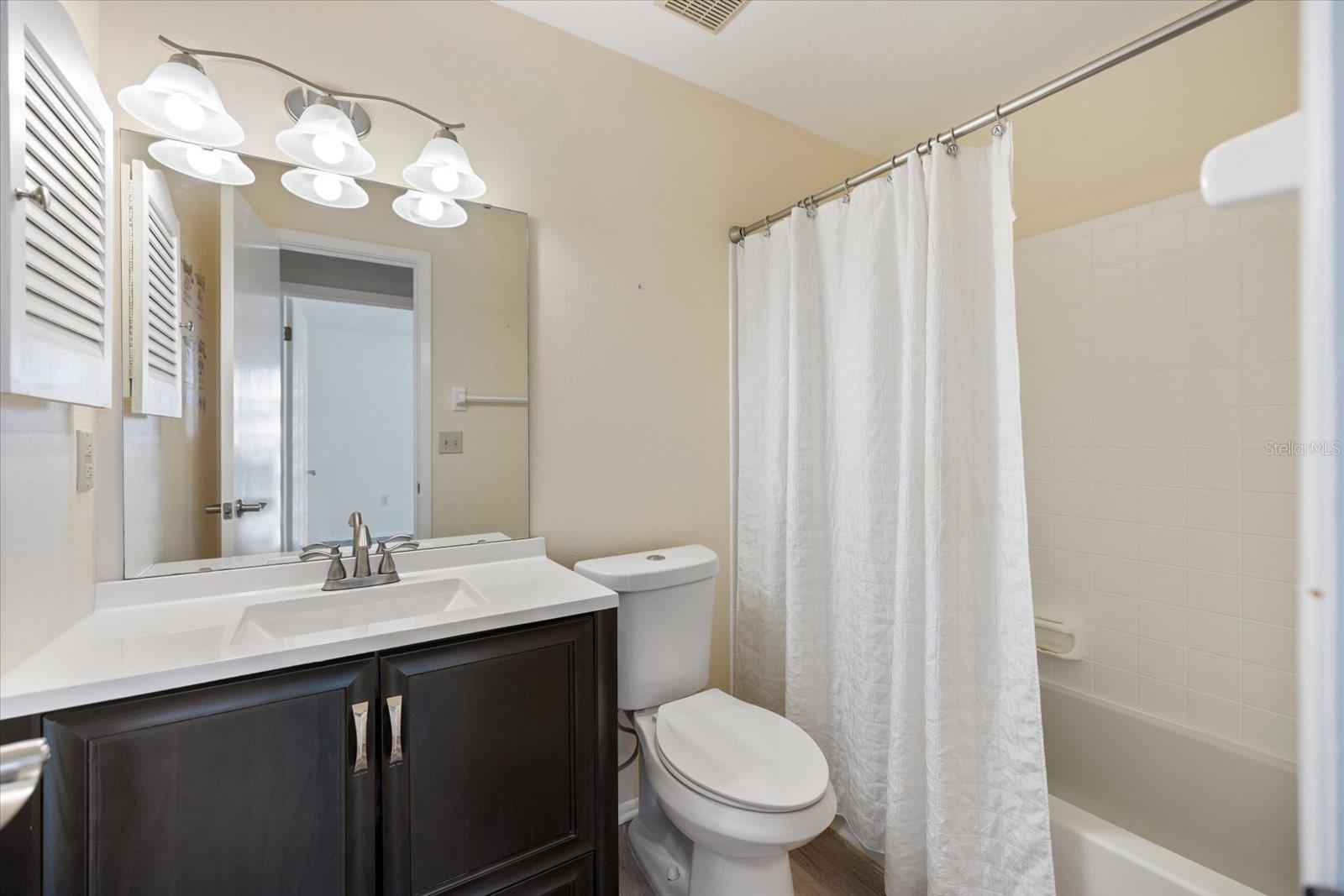 Image 10 of 38 For 335 Three Lakes Lane B