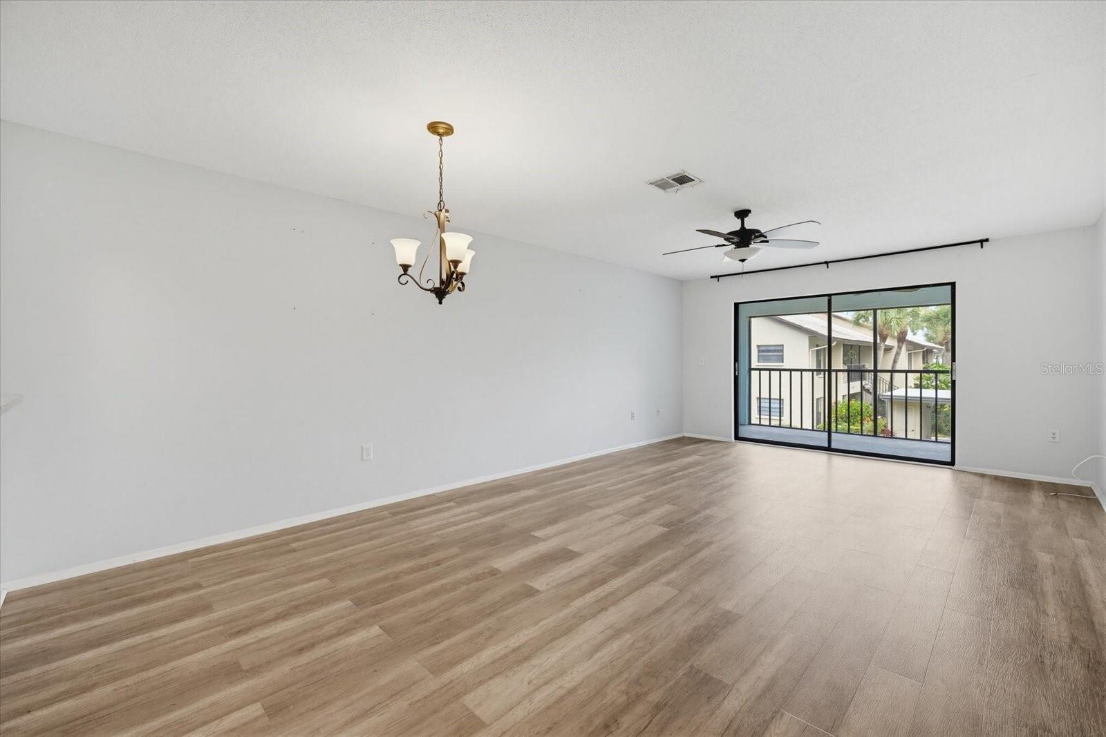 Image 13 of 38 For 335 Three Lakes Lane B